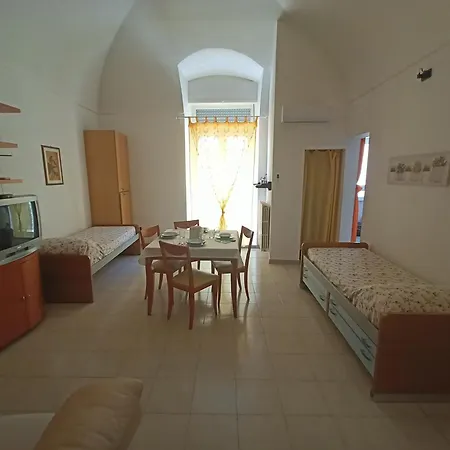 Due Passi Dal Castello *