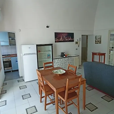 Due Passi Dal Castello *